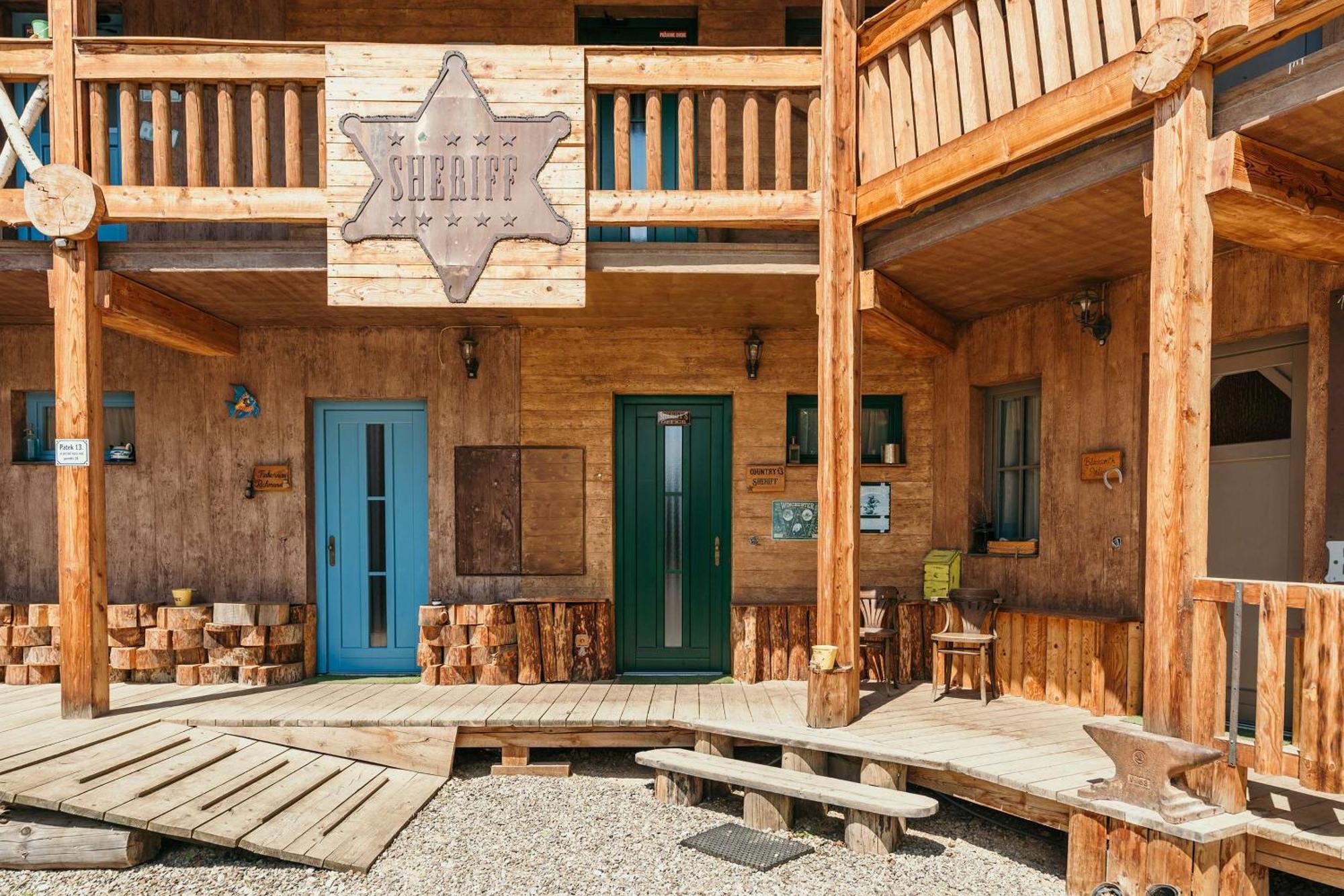 Ranch 13 - Western A Kone Nemšová Rom bilde