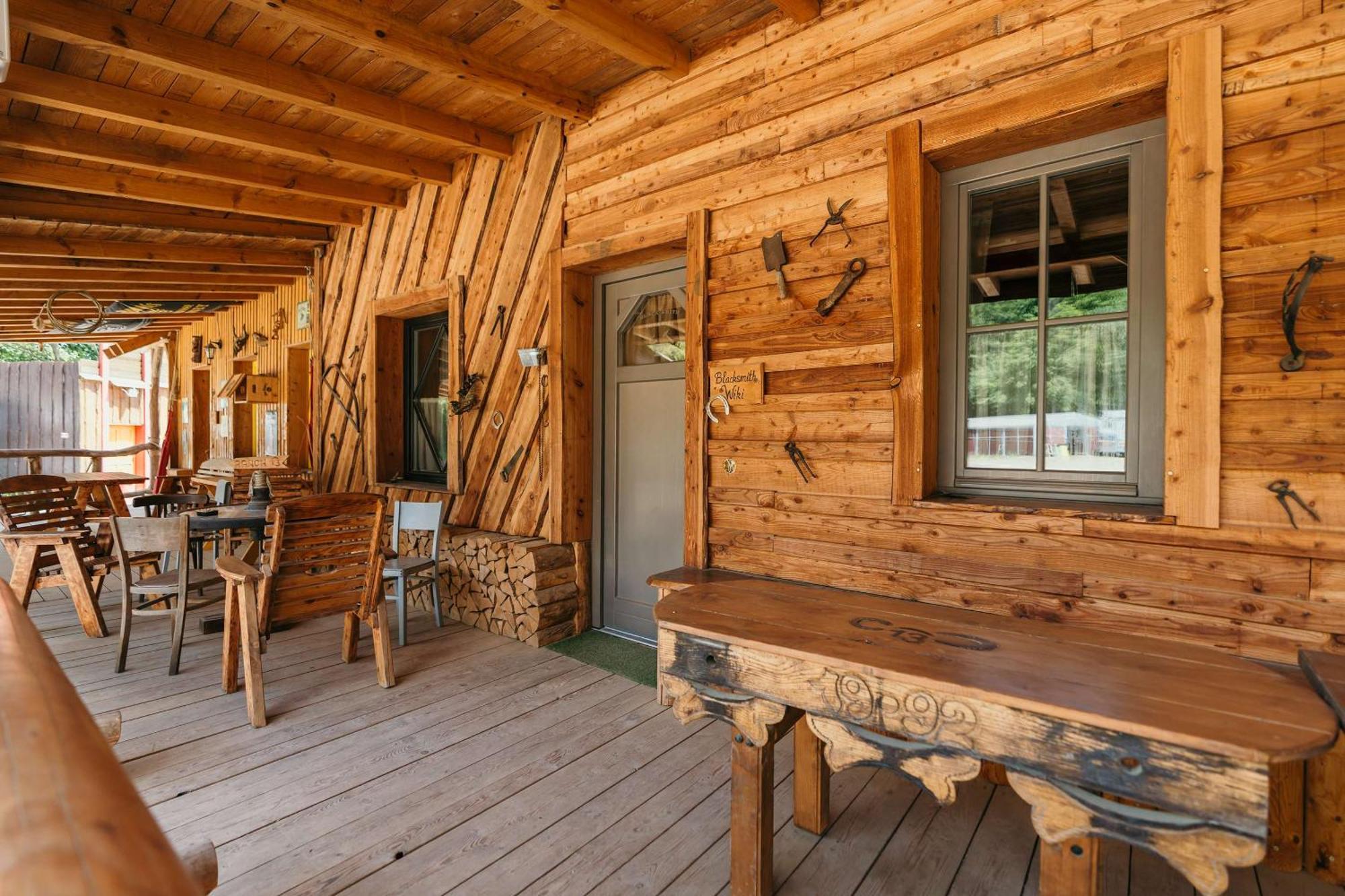 Ranch 13 - Western A Kone Nemšová Rom bilde