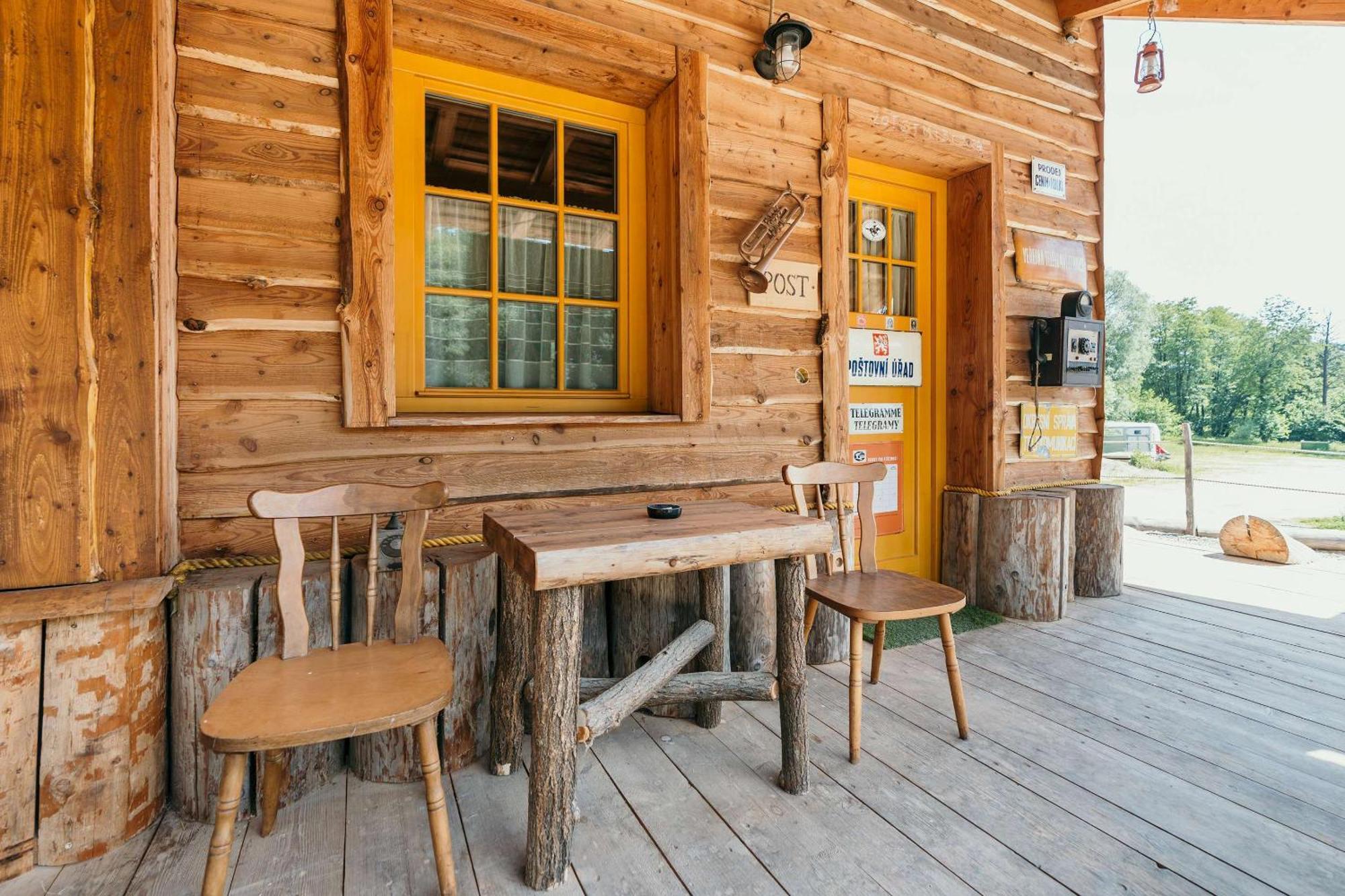 Ranch 13 - Western A Kone Nemšová Rom bilde