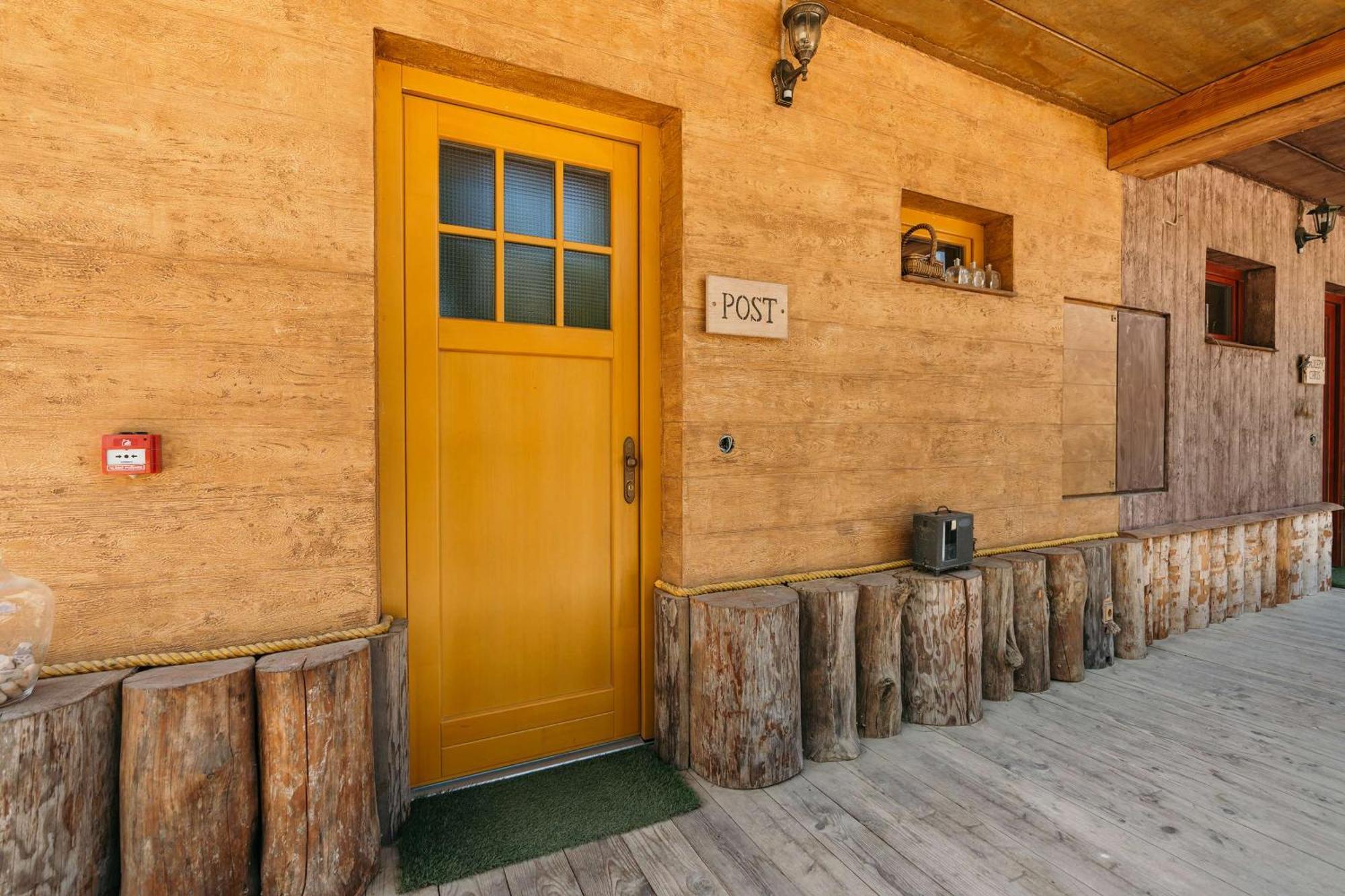 Ranch 13 - Western A Kone Nemšová Rom bilde