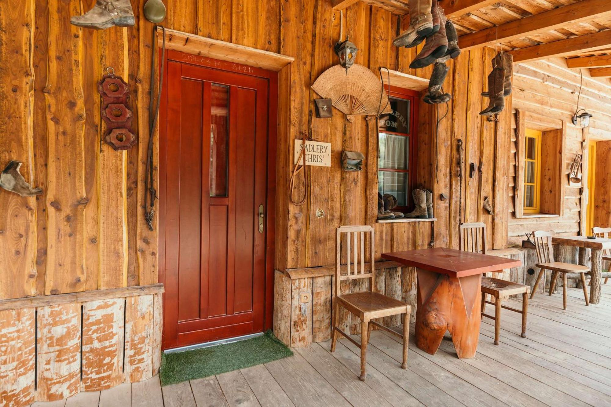 Ranch 13 - Western A Kone Nemšová Rom bilde